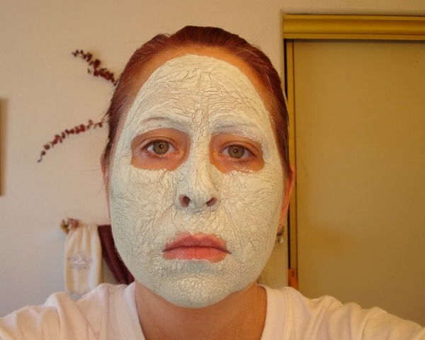 How To Have A Facial At Home 32